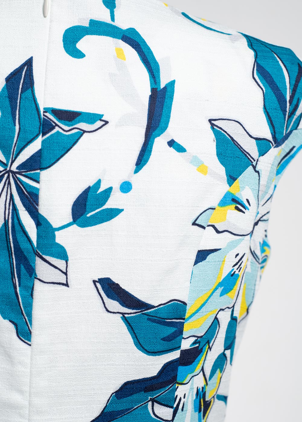 かりゆしウェア（沖縄版アロハシャツ） MAJUN - ポッピングツリー（ワンピース）