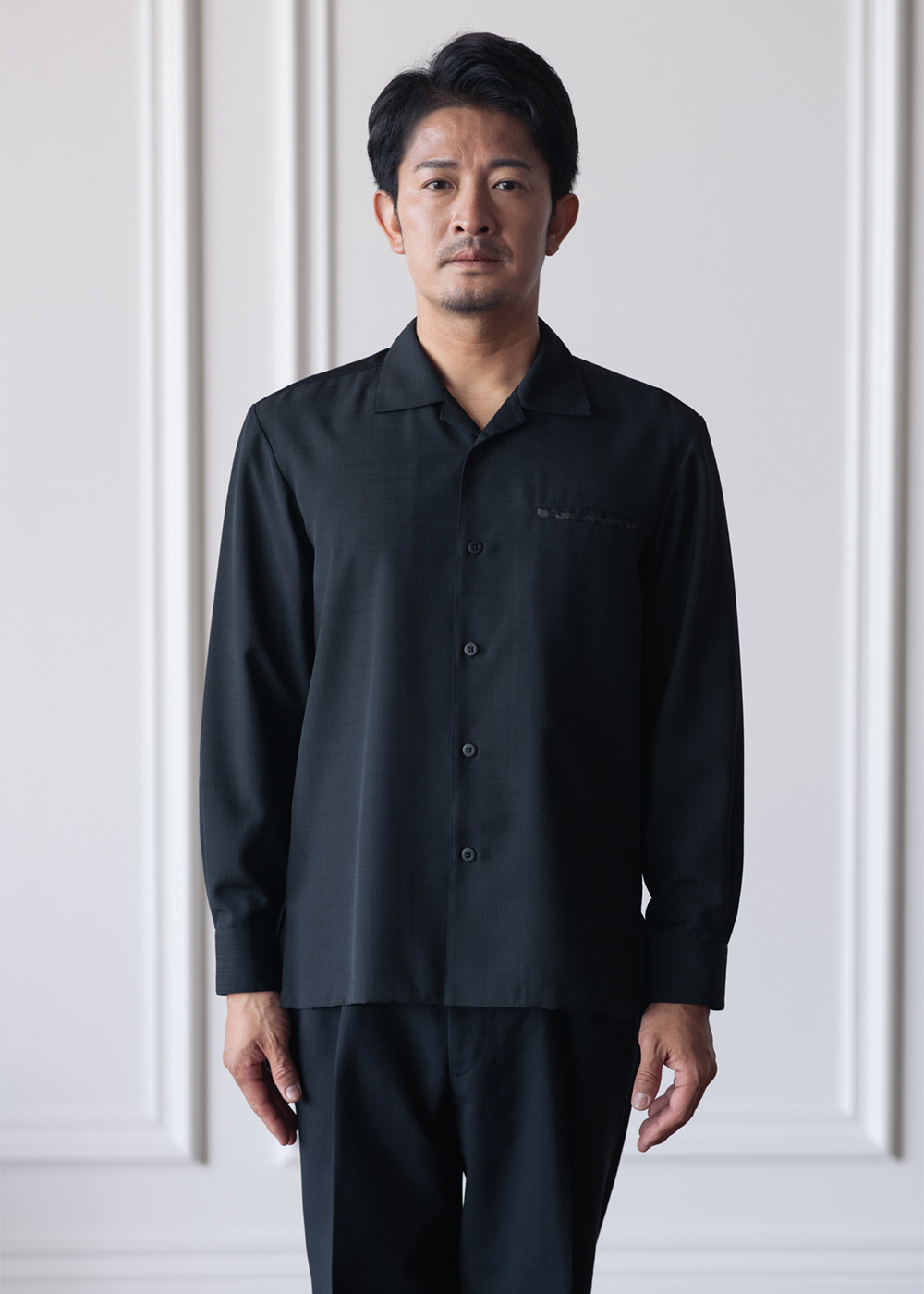 かりゆしウェア（沖縄版アロハシャツ） MAJUN - 燕に牡丹 L/S（開襟）