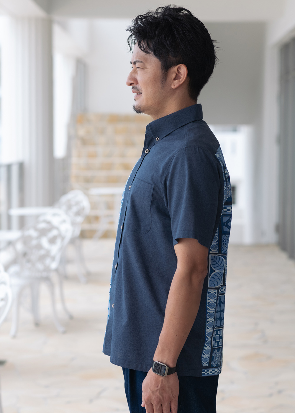 かりゆしウェア（沖縄版アロハシャツ） MAJUN - クロトンガーデン