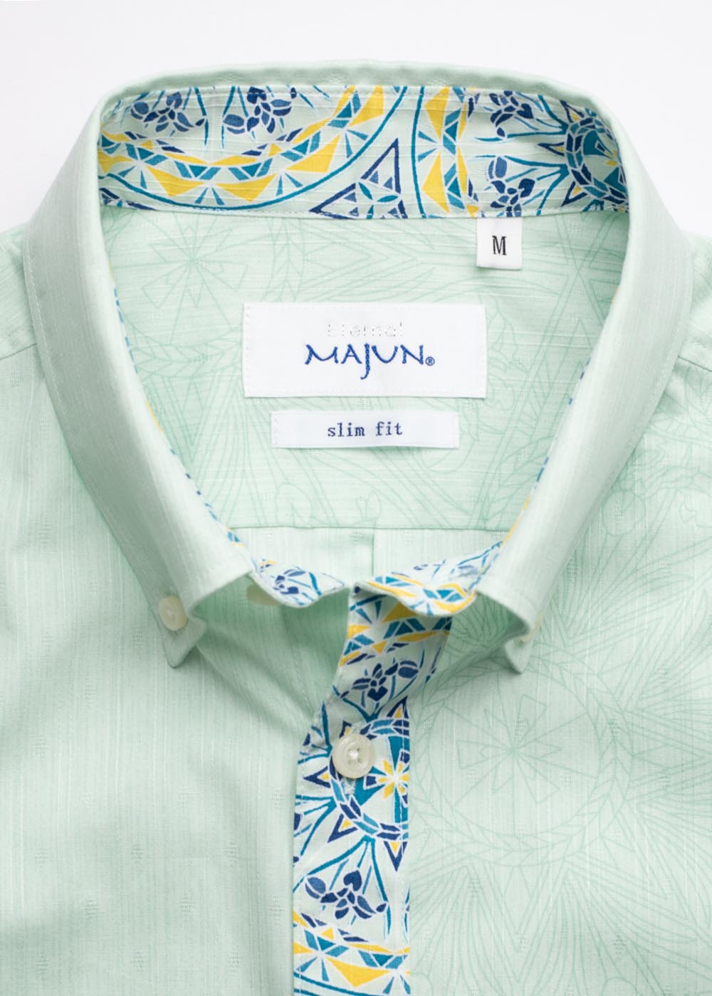 かりゆしウェア（沖縄版アロハシャツ） MAJUN - プリズムアイリス