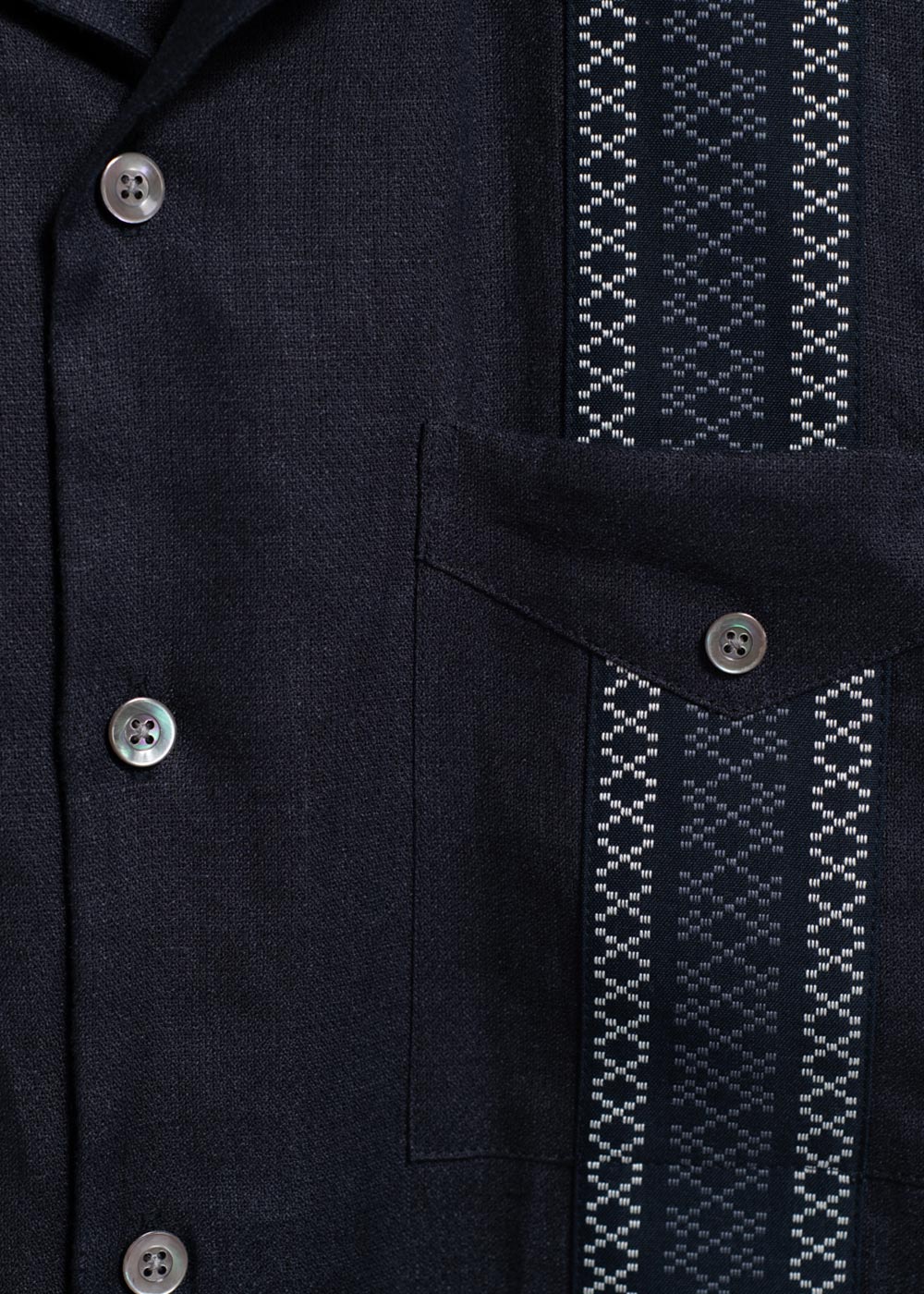 かりゆしウェア（沖縄版アロハシャツ） MAJUN - 知花花織グアジャベーラ