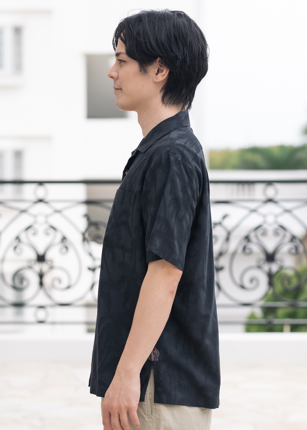 かりゆしウェア（沖縄版アロハシャツ） MAJUN - パームツリージャガード