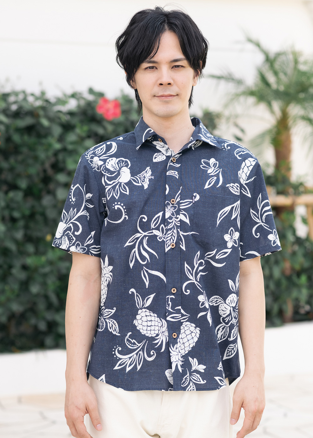 かりゆしウェア（沖縄版アロハシャツ） MAJUN - ハイビパイン