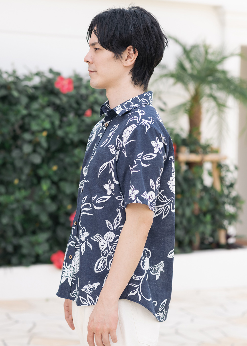 かりゆしウェア（沖縄版アロハシャツ） MAJUN - ハイビパイン