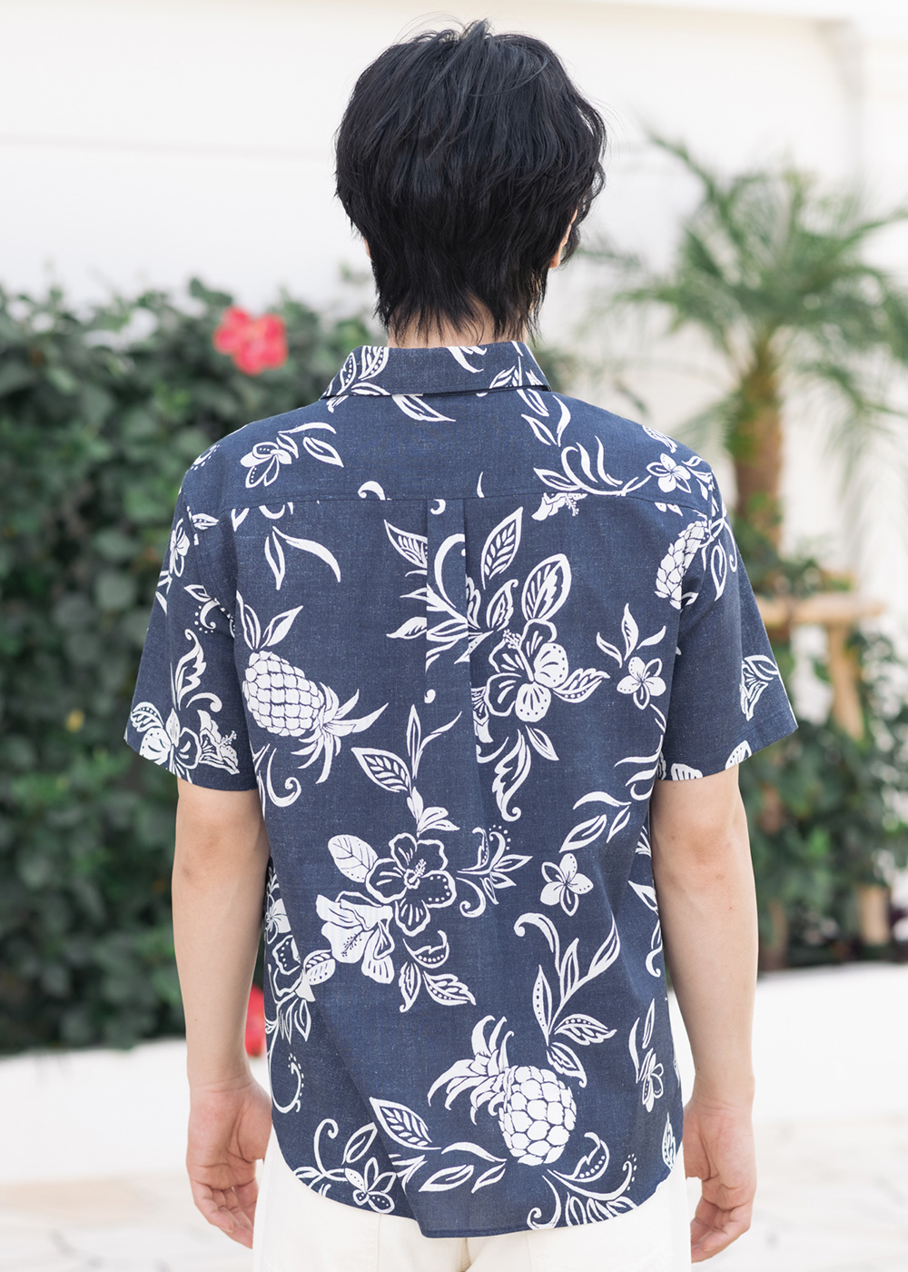 かりゆしウェア（沖縄版アロハシャツ） MAJUN - ハイビパイン