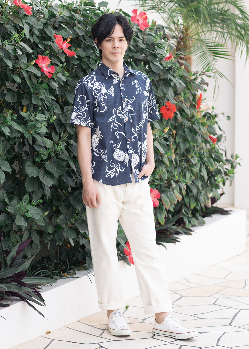 かりゆしウェア（沖縄版アロハシャツ） MAJUN - ハイビパイン