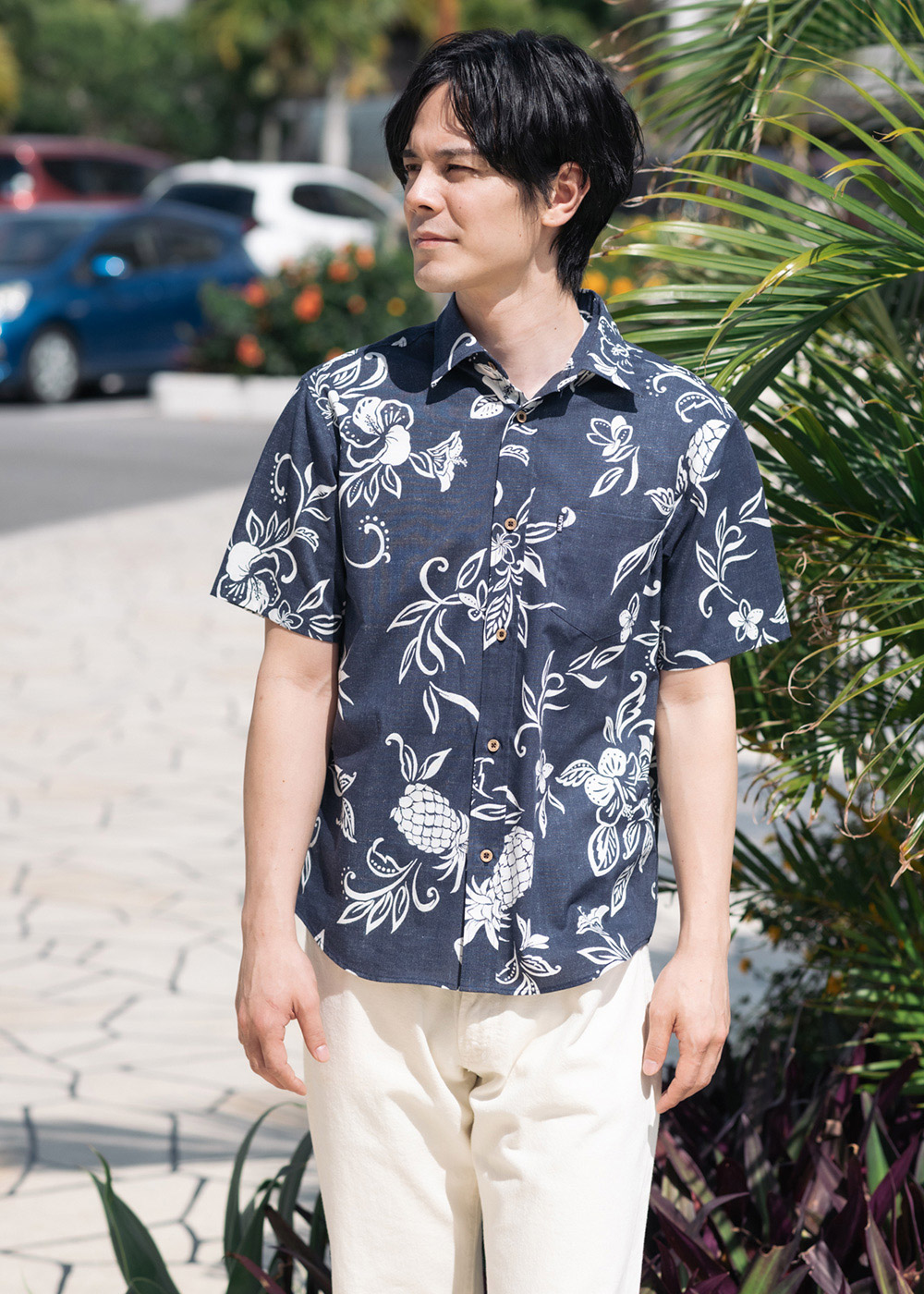 かりゆしウェア（沖縄版アロハシャツ） MAJUN - ハイビパイン