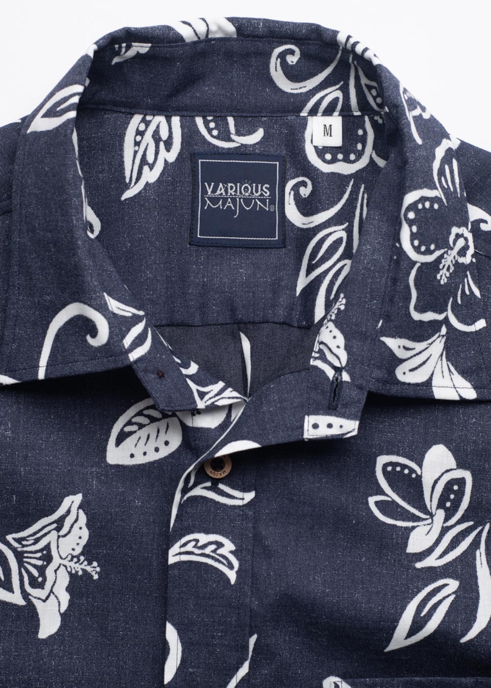 かりゆしウェア（沖縄版アロハシャツ） MAJUN - ハイビパイン