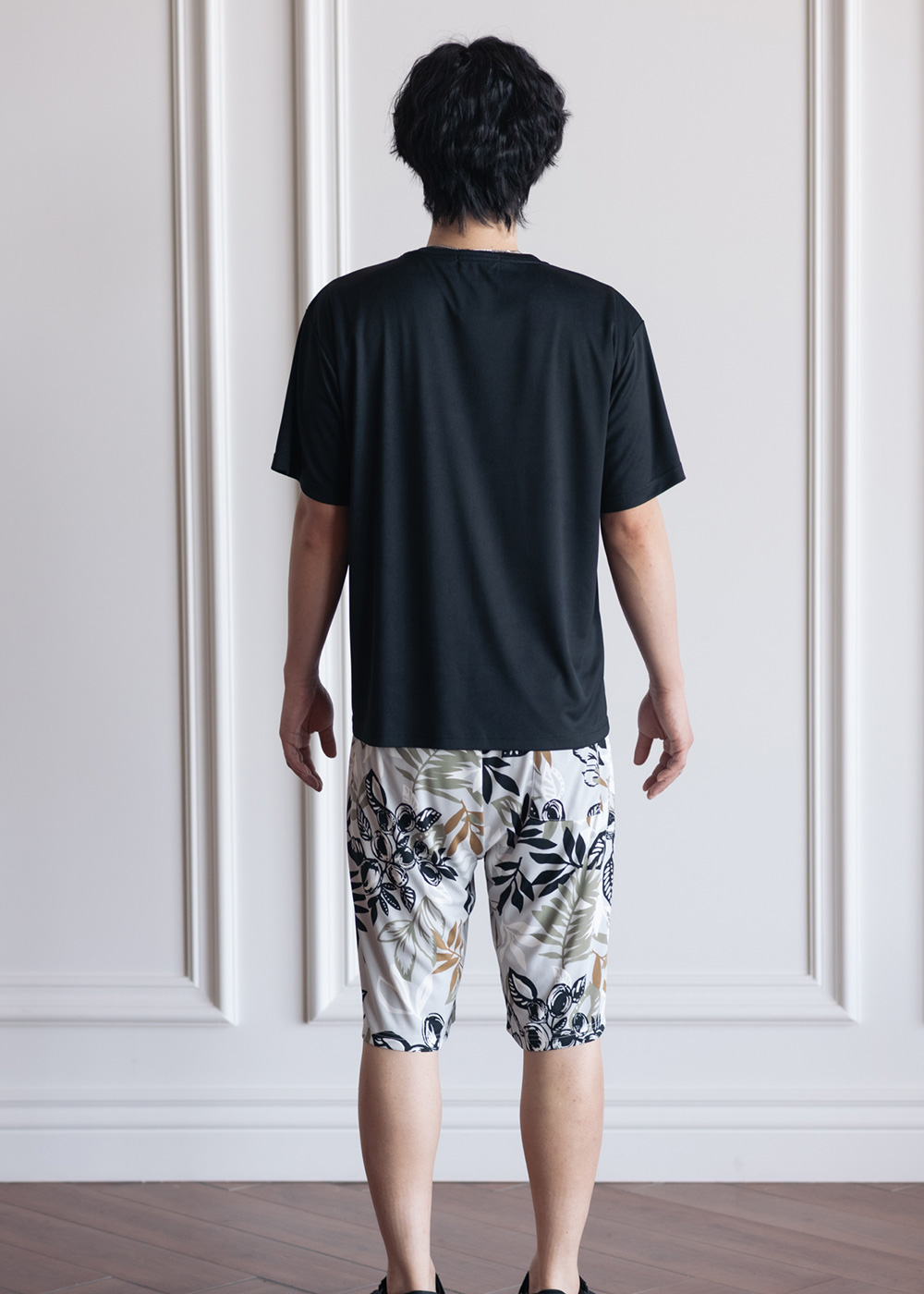 かりゆしウェア（沖縄版アロハシャツ） MAJUN - シルエットリーフ（ルームウェア）