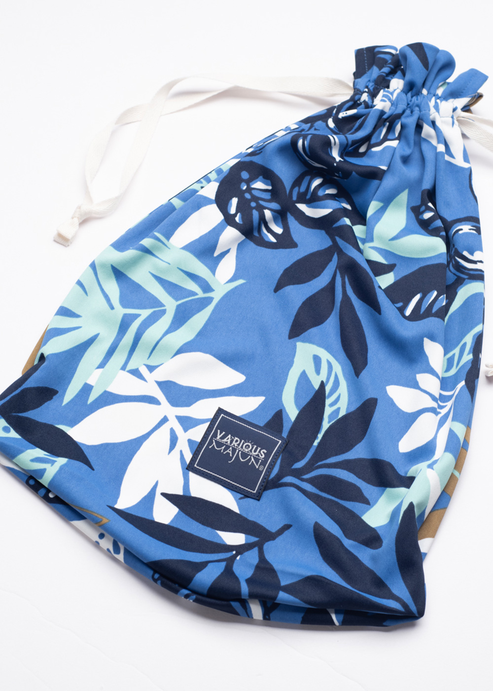 かりゆしウェア（沖縄版アロハシャツ） MAJUN - シルエットリーフ（ルームウェア）