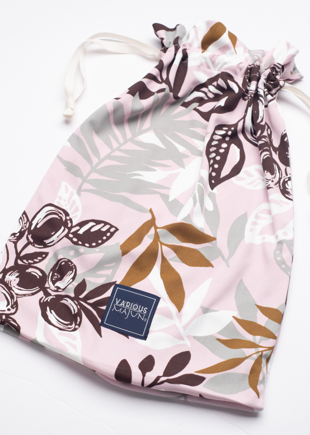 かりゆしウェア（沖縄版アロハシャツ） MAJUN - シルエットリーフ（ルームウェア）